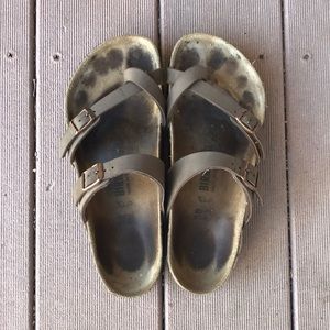 Birkenstock makati sandal